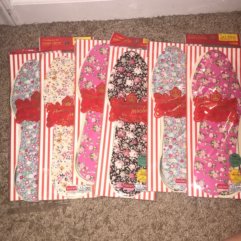 Daiso Japan Floral Insole